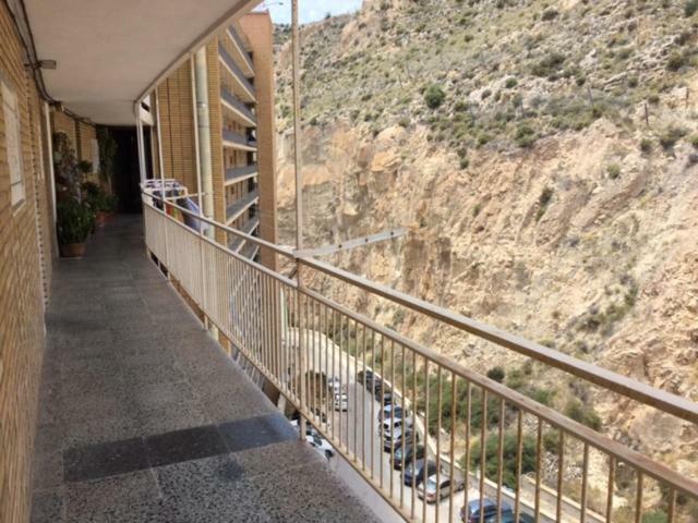 Apartamento En Albufereta Con Vistas Al Mar Appartement Alicante Buitenkant foto